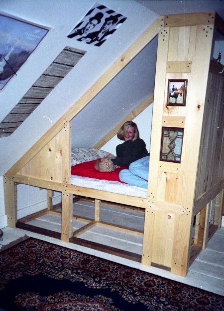 Dutch-style bed